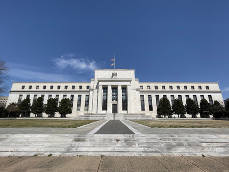米連邦準備制度理事会(FRB)の本部=3月19日、ワシントン(AFP時事)
