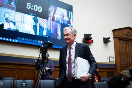 米連邦準備制度理事会(FRB)のパウエル議長=9月30日、米ワシントン(EPA時事)