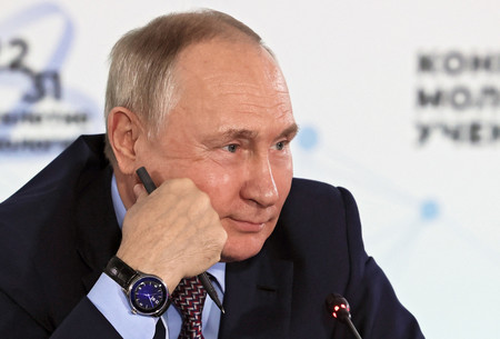 ロシアのプーチン大統領＝１日、南部ソチ（ＥＰＡ時事）