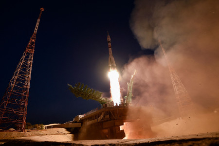 宇宙船ソユーズ「ＭＳ２２」＝２０２２年９月、カザフスタン・バイコヌール宇宙基地（ＡＦＰ時事）
