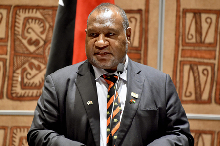 パプアニューギニアのマラペ首相＝２２日、同国ポートモレスビー（ＡＦＰ時事）