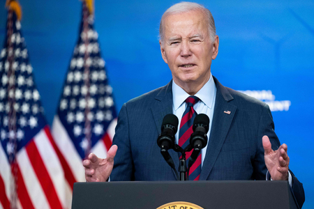 バイデン米大統領=14日、ワシントン(AFP時事)