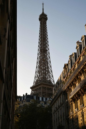フランス・パリの観光名所、エッフェル塔（ＡＦＰ時事、資料写真）