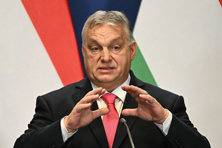 ハンガリーのオルバン首相＝１６日、ブダペスト（ＡＦＰ時事）