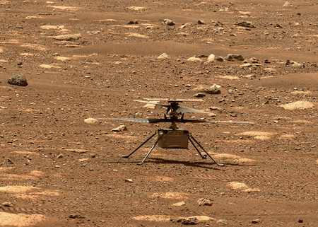 火星を飛行した米航空宇宙局（ＮＡＳＡ）の無人ヘリコプター「インジェニュイティ」＝２０２１年４月（ＮＡＳＡ提供）（ＡＦＰ時事）