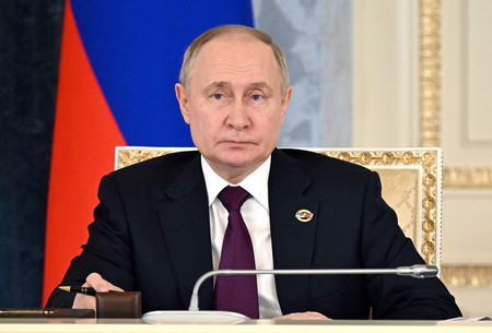 ロシアのプーチン大統領＝２９日、サンクトペテルブルク（ＡＦＰ時事）