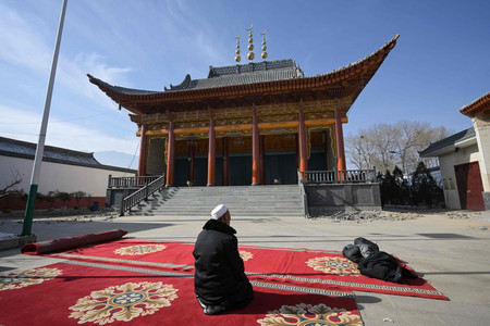中国北西部甘粛省のモスク（イスラム礼拝所）＝２０２３年１２月（ＡＦＰ時事）