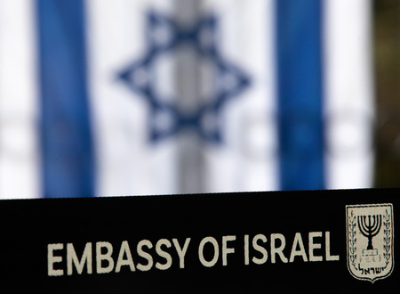 米首都ワシントンのイスラエル大使館（ＥＰＡ時事）