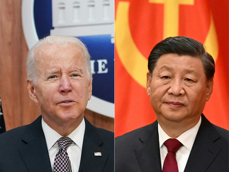 バイデン米大統領（写真左）と中国の習近平国家主席（ＡＦＰ時事）
