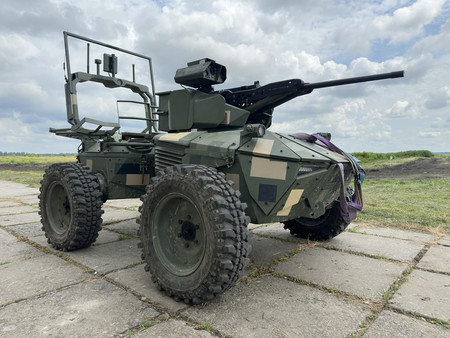 ウクライナが開発した無人戦闘車両「アイアンクラッド」（フェドロフ副首相兼デジタル化担当相のフェイスブックより）
