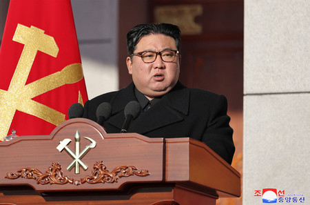 北朝鮮の金正恩朝鮮労働党総書記＝２月８日、平壌（ＡＦＰ時事）