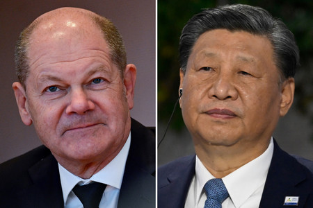 ドイツのショルツ首相（左）と中国の習近平国家主席（ＡＦＰ時事）
