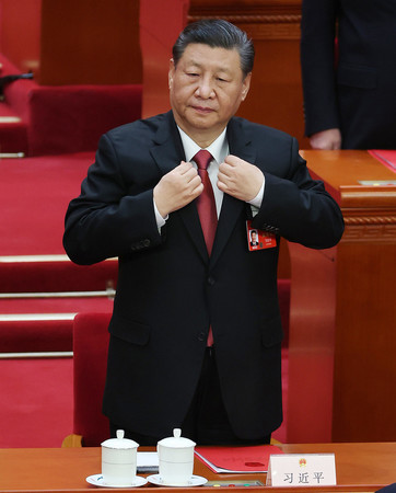 中国の習近平国家主席＝３月１１日、北京（ＥＰＡ時事）