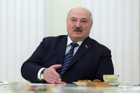ベラルーシのルカシェンコ大統領＝４月１２日、モスクワ（ＡＦＰ時事）