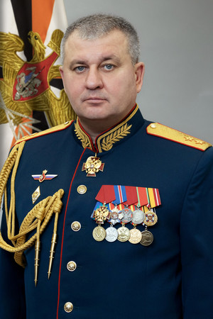 ロシア軍のワジム・シャマリン中将＝２０２３年１０月、国防省提供（ロイター時事）