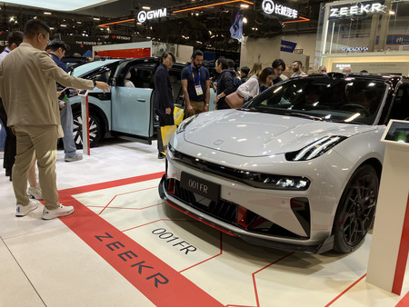 中国の高級電気自動車（ＥＶ）メーカー「ジーカー」が出展したＥＶ＝７日、米ネバダ州ラスベガス