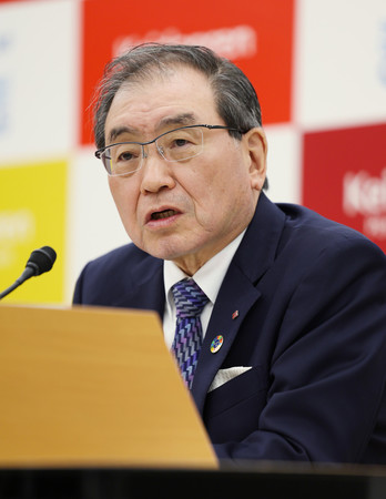 記者会見する経団連の十倉雅和会長=7日午後、東京都千代田区