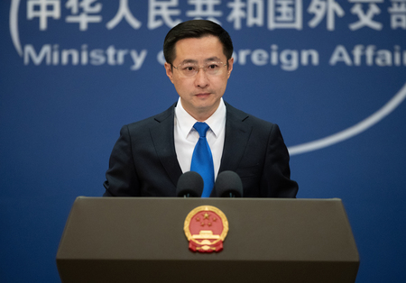 中国外務省の林剣副報道局長=7日、北京(EPA時事)