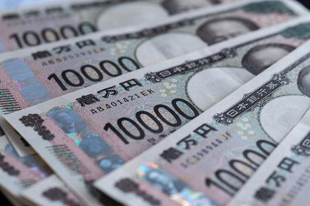 1万円札(AFP時事)