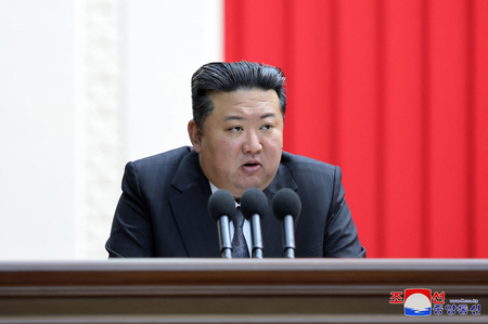 北朝鮮の金正恩朝鮮労働党総書記=1月29日、平壌(朝鮮中央通信配信)(AFP時事)