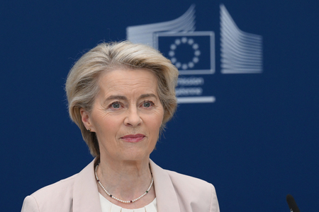 欧州連合（ＥＵ）のフォンデアライエン欧州委員長＝３月３日、ベルギー・ブリュッセル（ＡＦＰ時事）