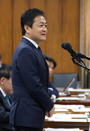 衆院農林水産委員会で質問する国民民主党の玉木雄一郎代表=28日午前、国会内