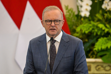 オーストラリアのアルバニージー首相=5月15日、インドネシア・ジャカルタ(AFP時事)