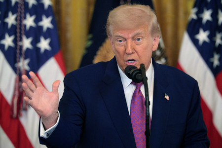 トランプ米大統領=12日、ワシントン(AFP時事)