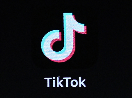 中国系の短編動画投稿アプリ「TikTok(ティックトック)」のロゴマーク(AFP時事)