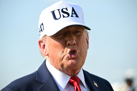 トランプ米大統領=3日、米東部メリーランド州(AFP時事)