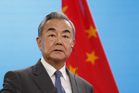 中国の王毅共産党政治局員兼外相=3日、ドイツ・ベルリン(AFP時事)