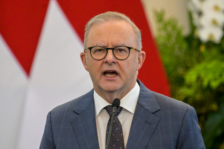 オーストラリアのアルバニージー首相＝５月１５日、インドネシア・ジャカルタ（ＡＦＰ時事）