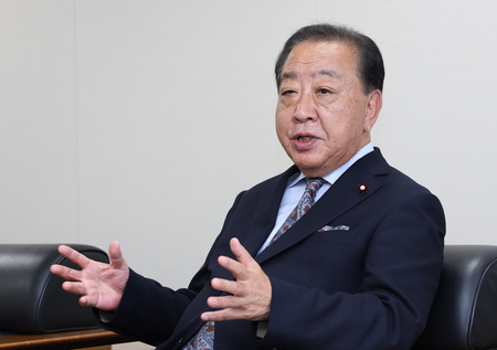 立憲民主党の野田佳彦代表＝６月２５日、同党本部