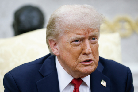 トランプ米大統領=14日、ワシントン(AFP時事)