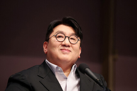 韓国芸能大手「ＨＹＢＥ（ハイブ）」創業者の房時赫氏＝２０２３年３月、ソウル（ロイター時事）