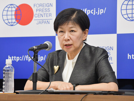 記者会見する国連の中満泉軍縮担当上級代表（事務次長）＝１８日午後、東京都千代田区